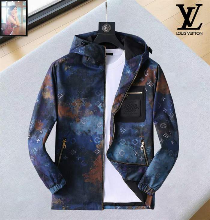 Picture of Louis Vuitton Jackets _SKULVM-3XL12yn18332541